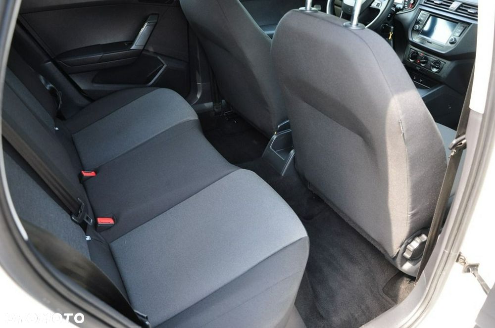 Seat Arona - 27