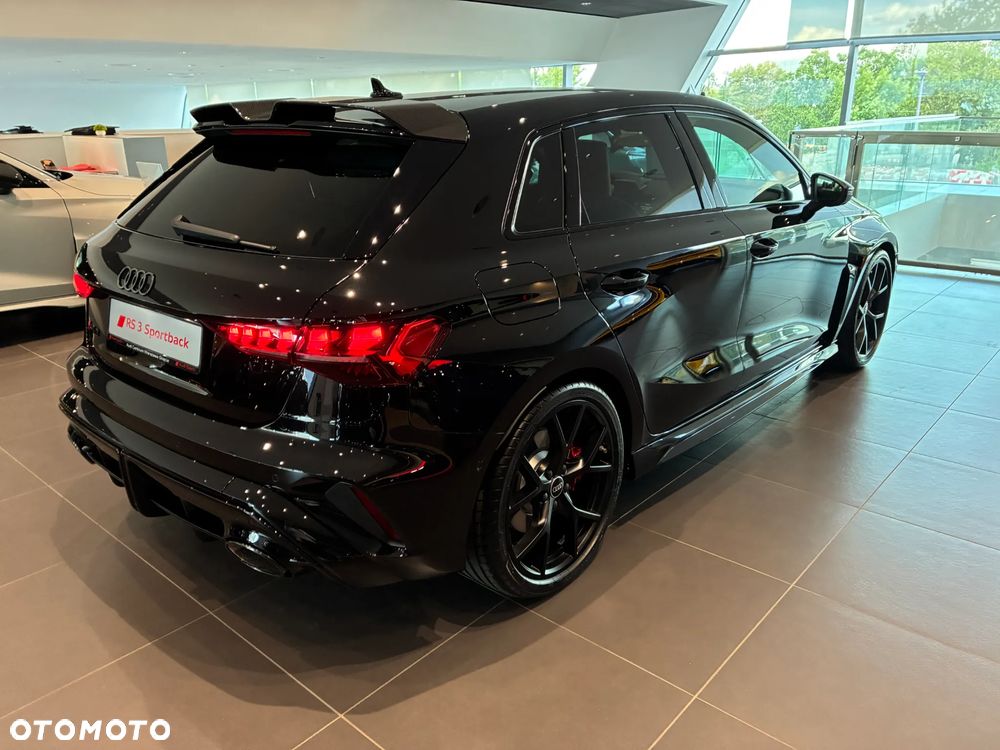 Audi RS3 Sportback - 5