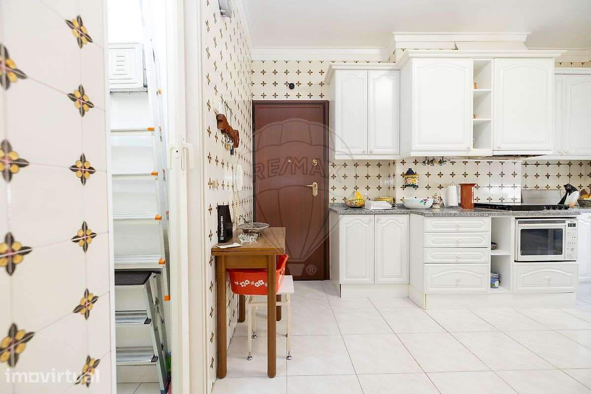 Apartamento T4 para venda - Grande imagem: 4/45