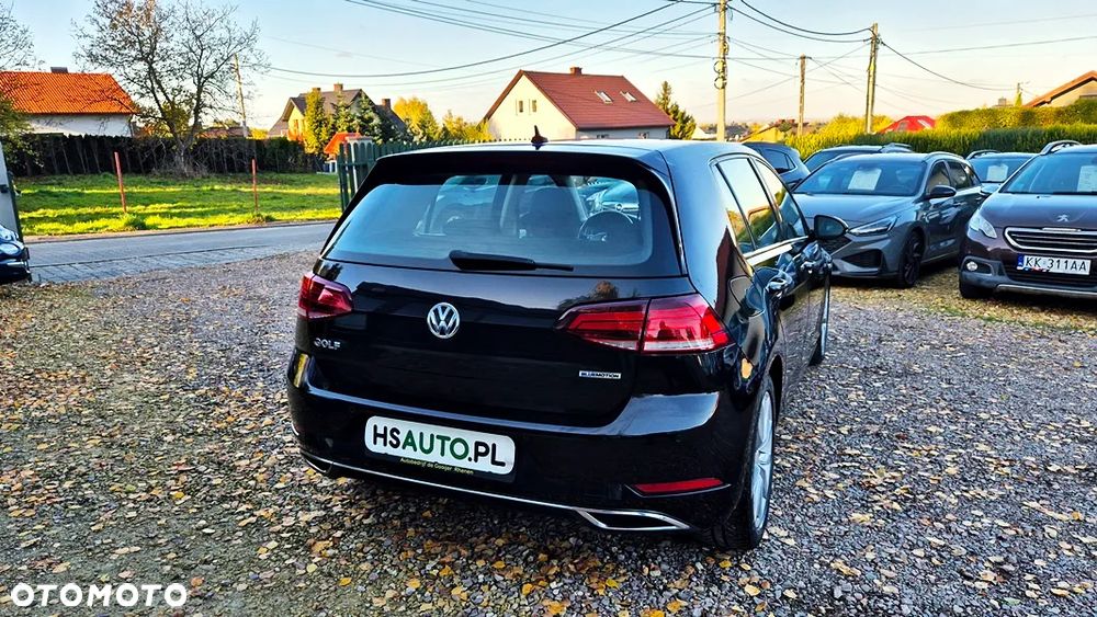 Volkswagen Golf - 16