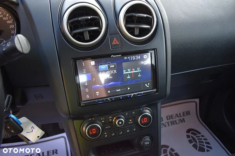 Nissan Qashqai 2.0 tekna - 13