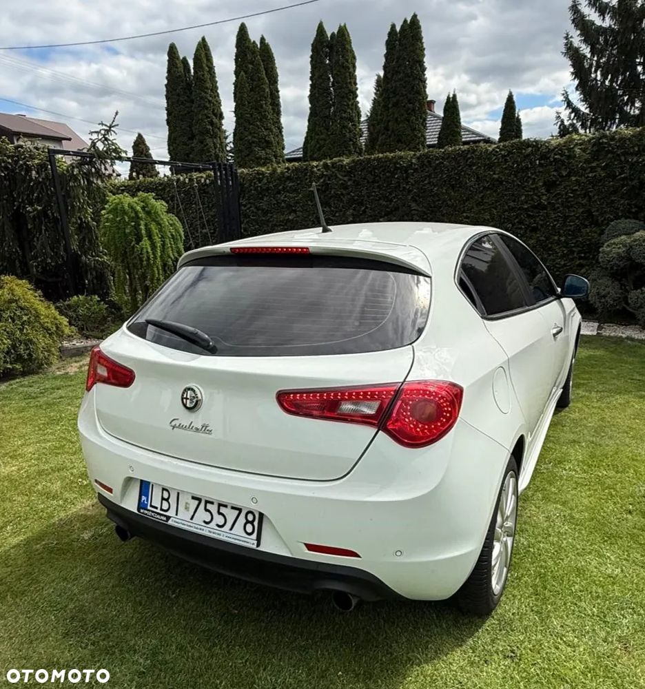 Alfa Romeo Giulietta - 10