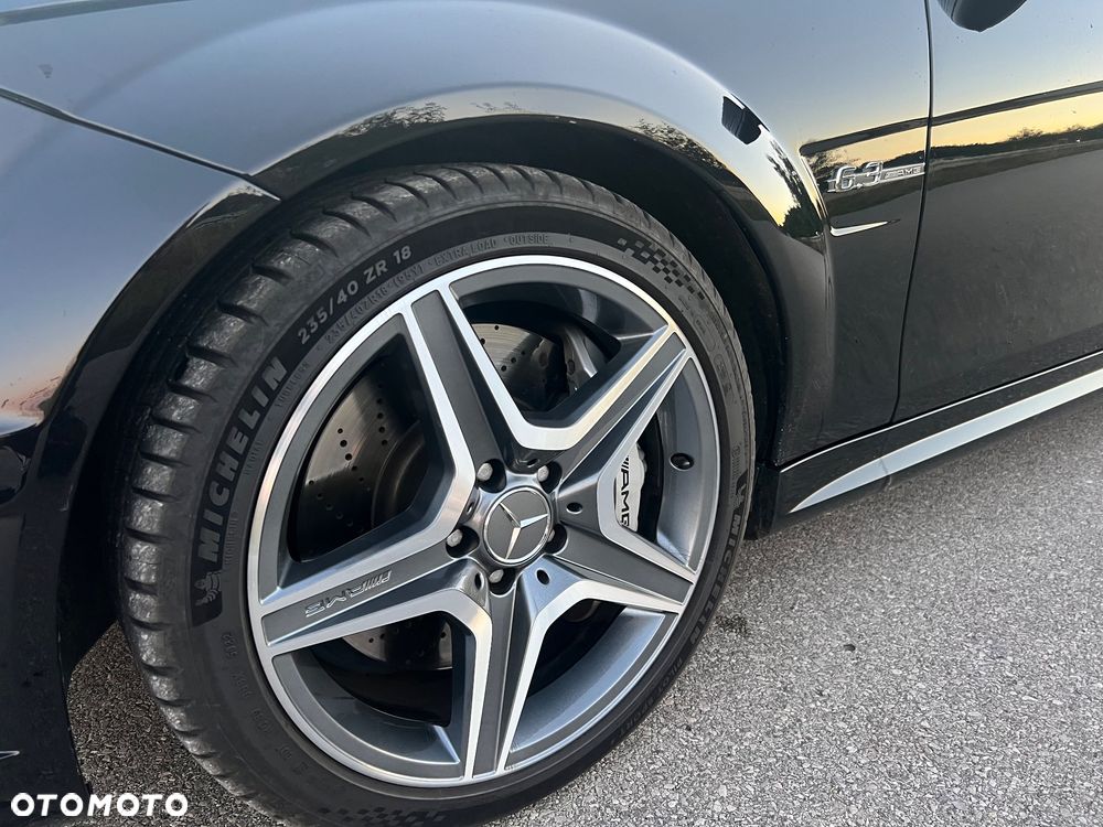 Mercedes-Benz Klasa C 63 AMG T 7G-TRONIC - 25