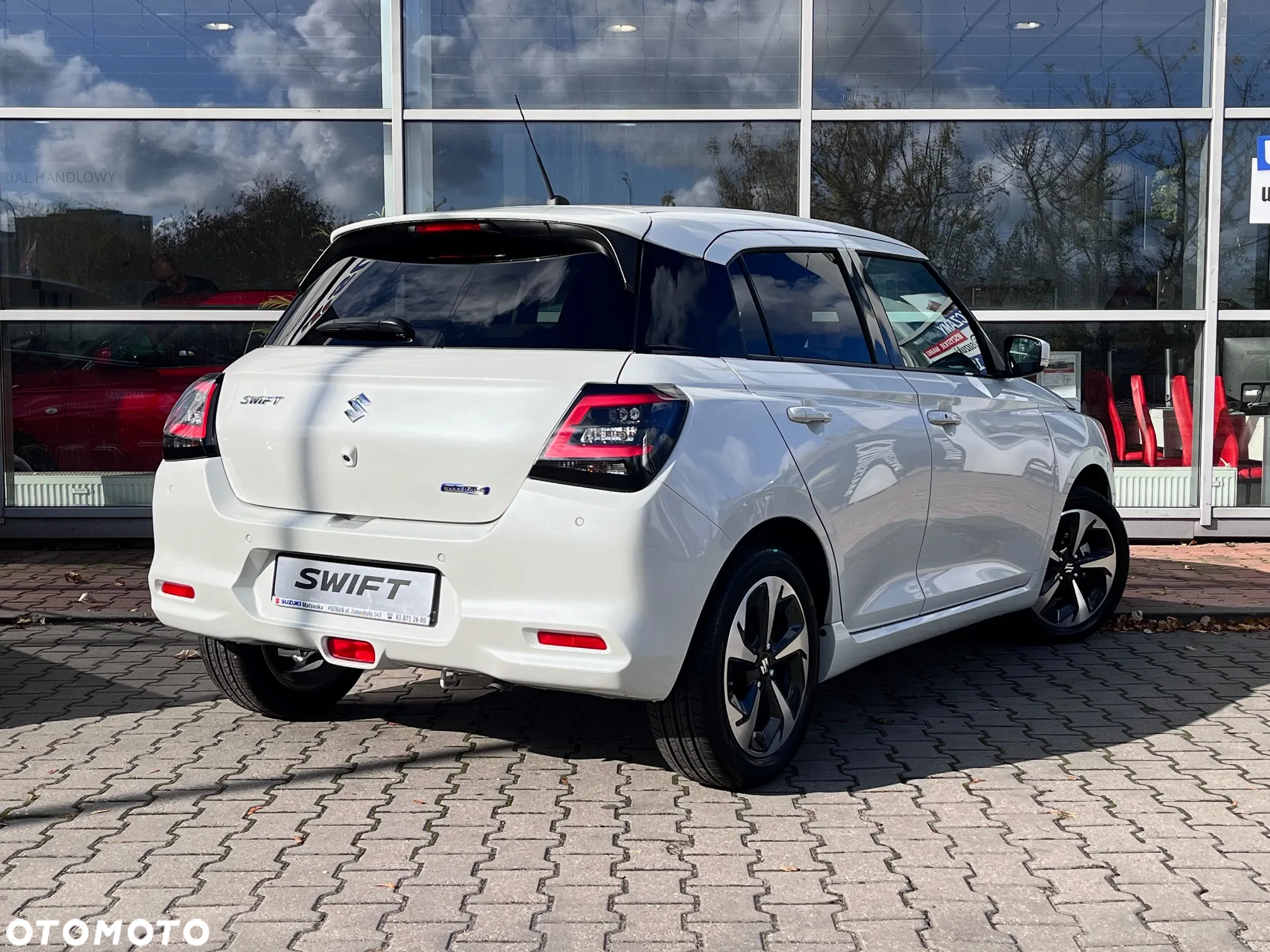 Suzuki Swift 1.2 Dualjet SHVS Elegance CVT - 5