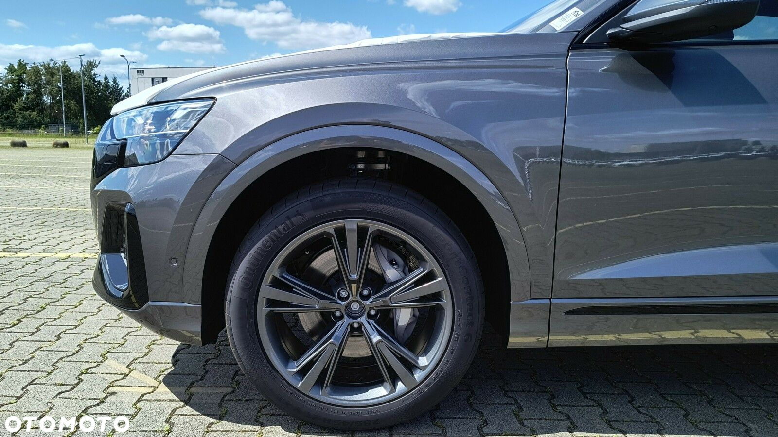 Audi Q8 - 8