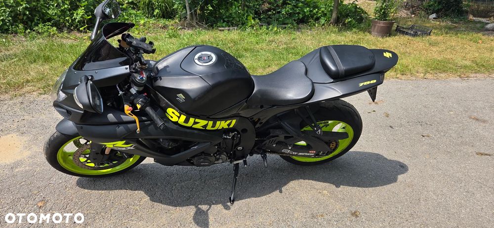 Suzuki GSX-R - 2