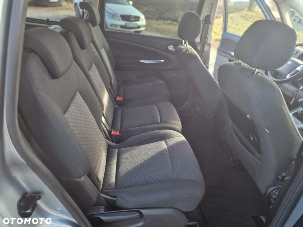 Ford Galaxy 2.0 TDCi Ghia - 27