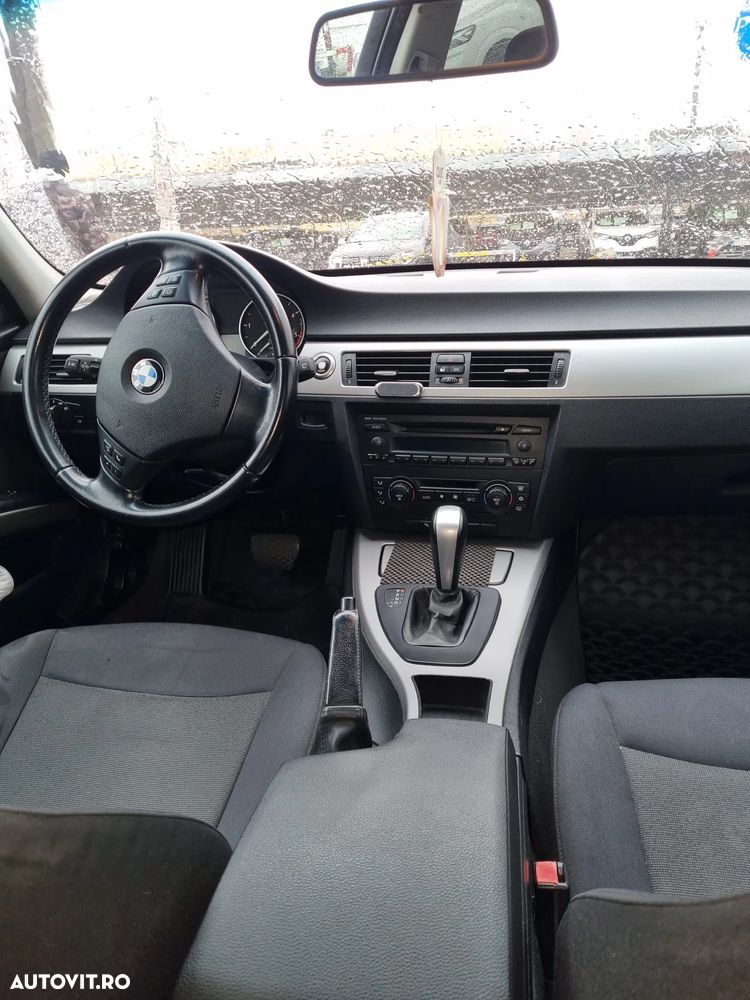 BMW Seria 3 320d DPF Aut. - 5