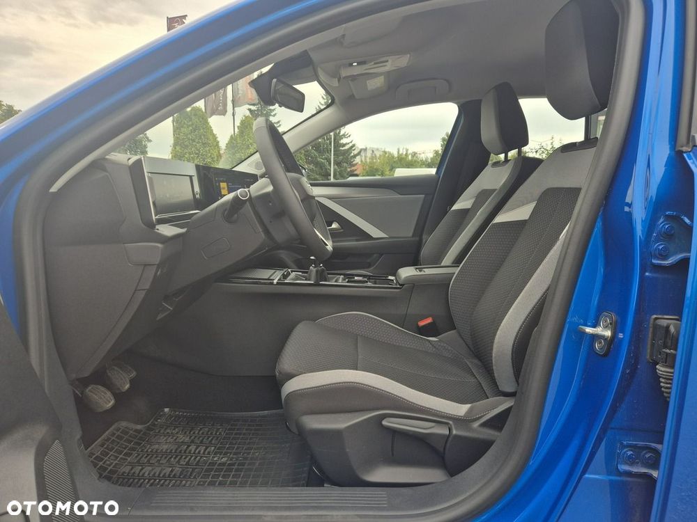 Opel Astra 1.2 Turbo Edition - 9