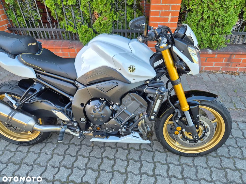 Yamaha FZ8 - 23