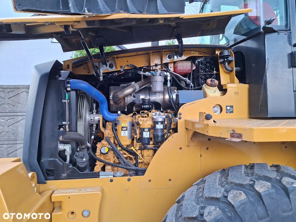Caterpillar CAT 914 M - 30