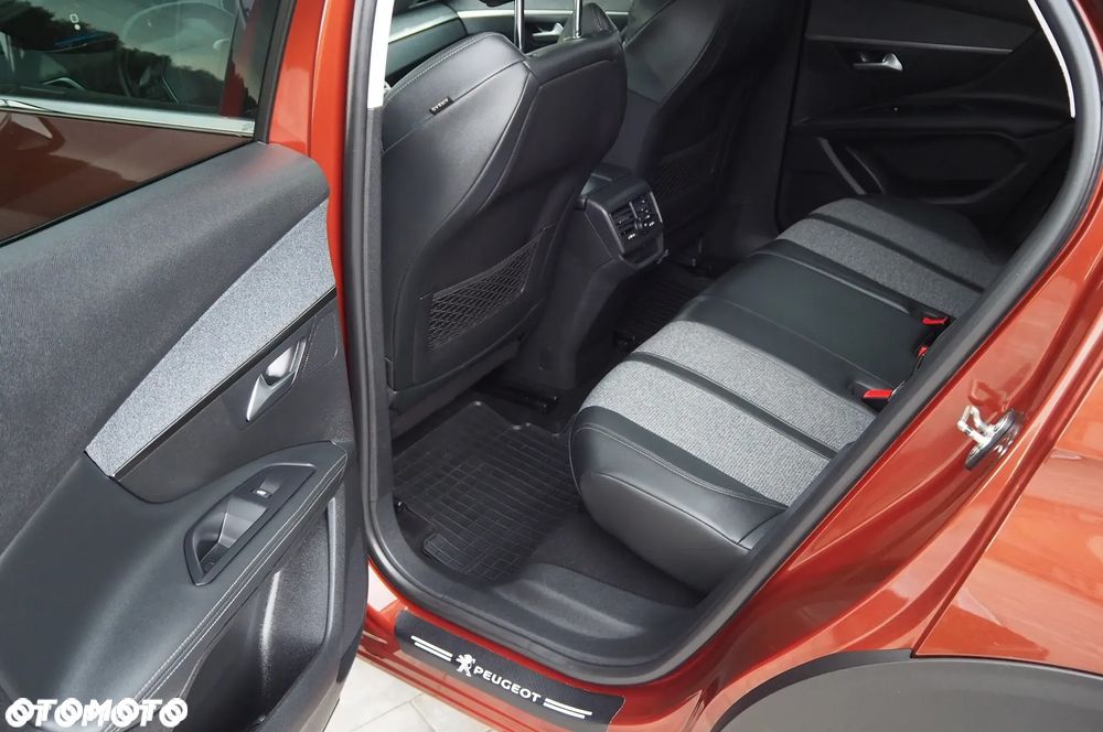 Peugeot 3008 BlueHDi 130 Stop & Start Allure - 28