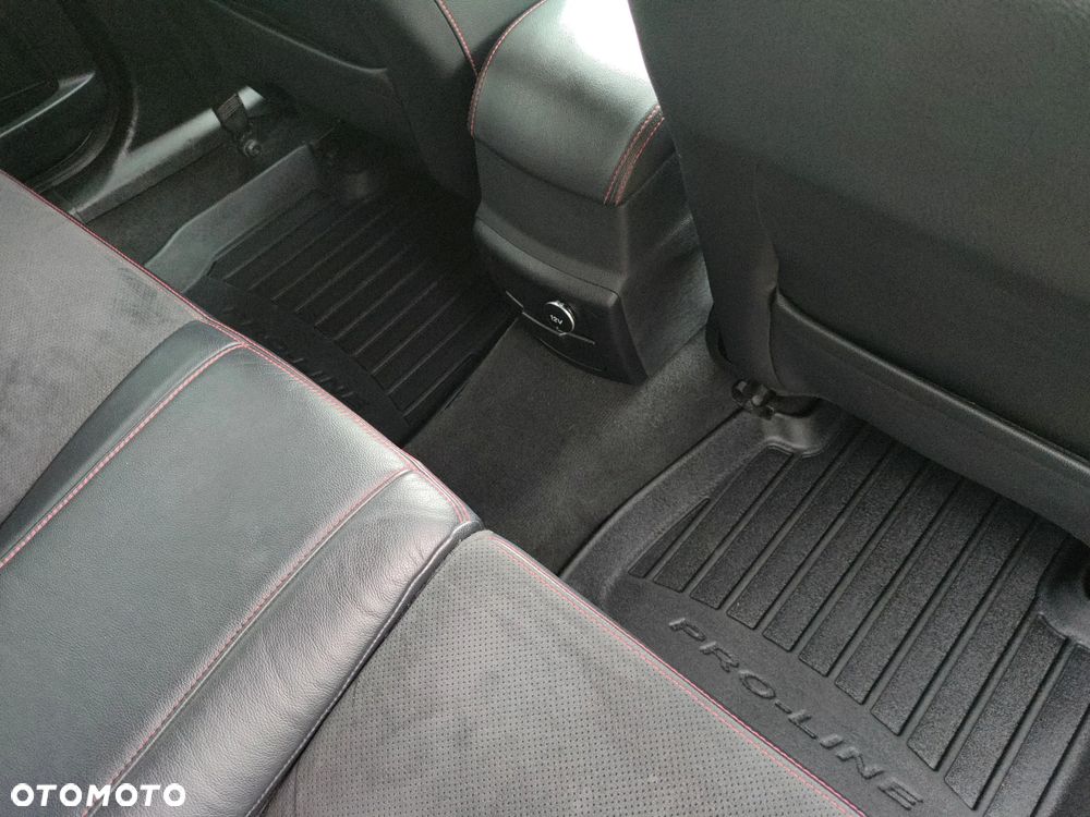 Ford Mondeo 2.0 EcoBoost Titanium S - 20
