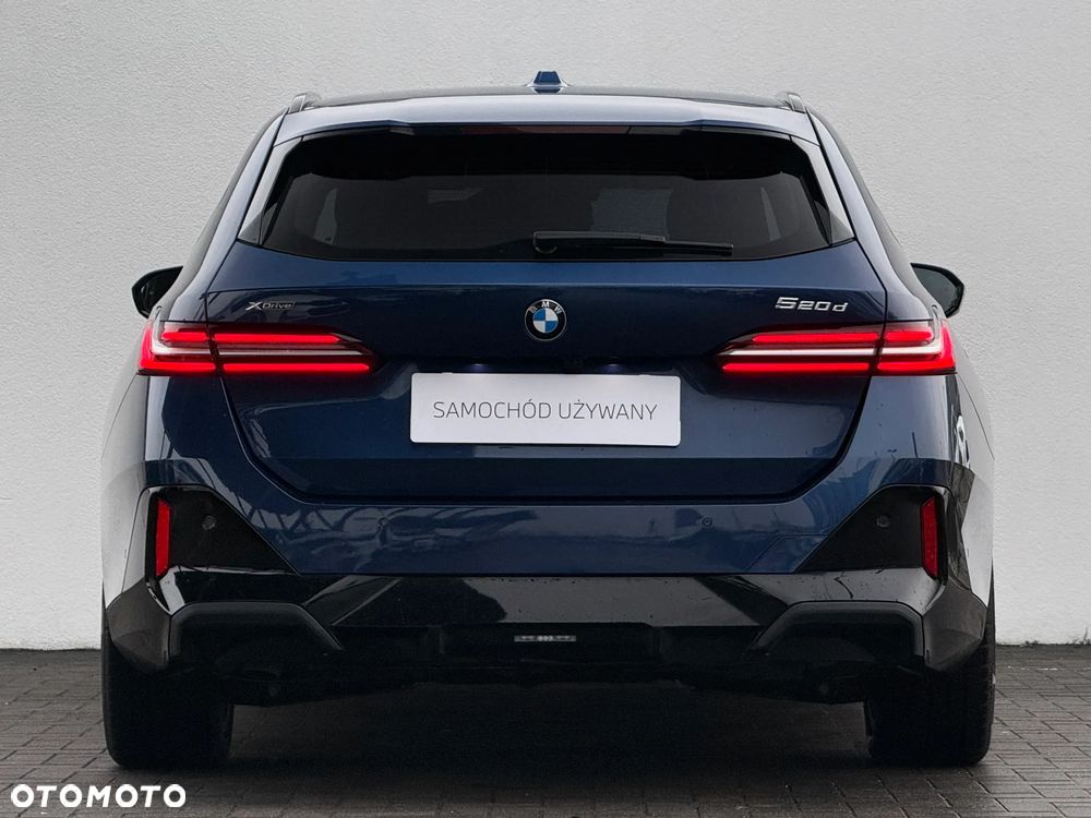 BMW Seria 5 520d xDrive - 5
