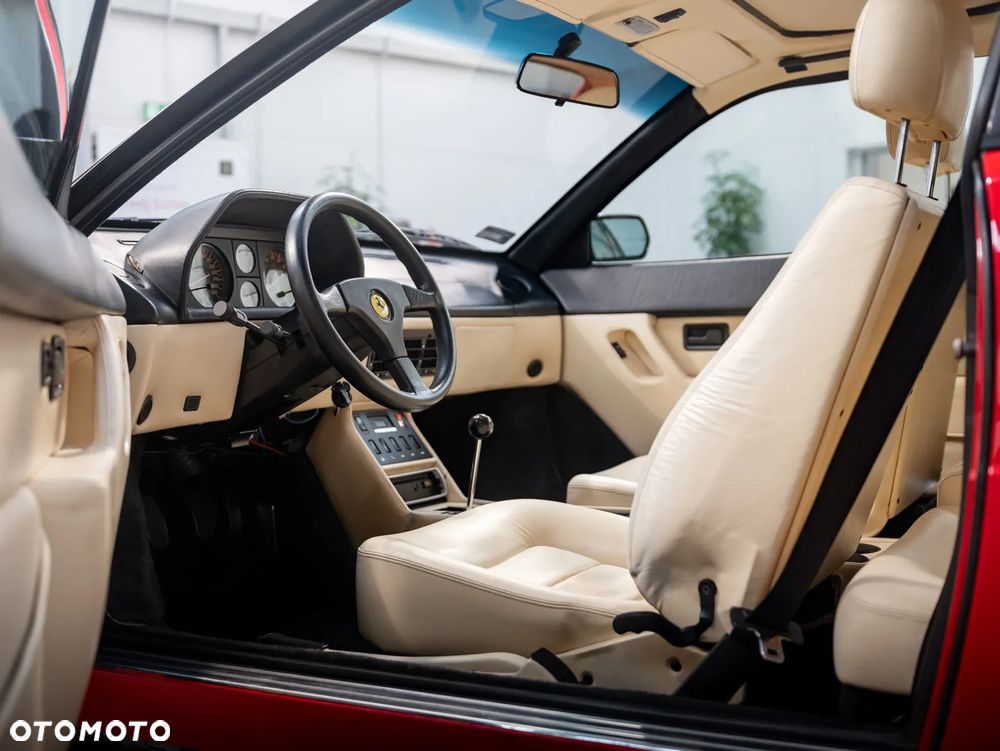 Ferrari Mondial - 23