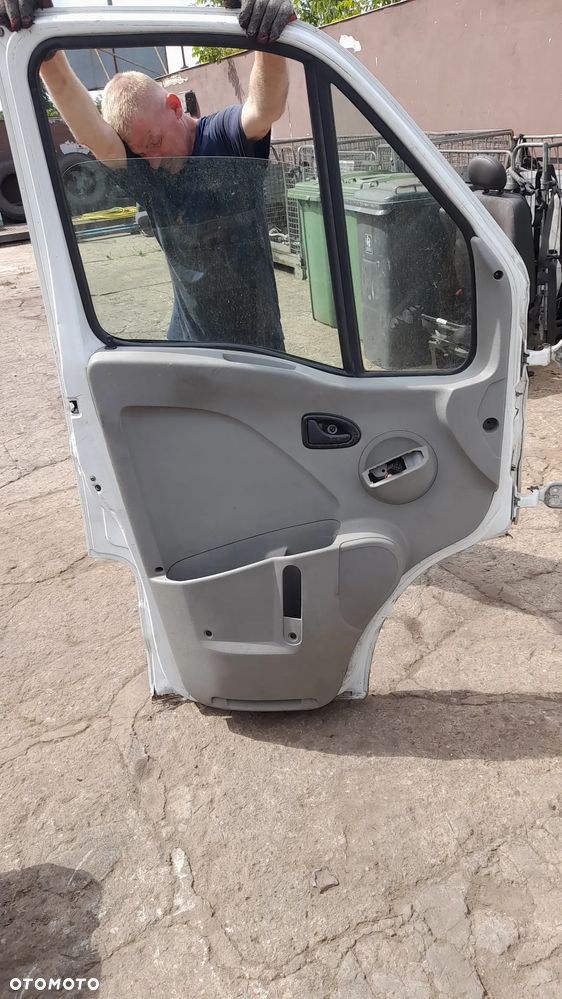 DRZWI RENAULT MASTER II LEWE - 8
