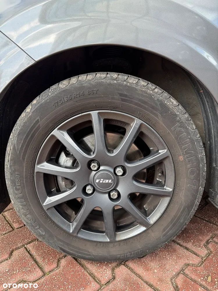 Kia Picanto 1.0 L - 23