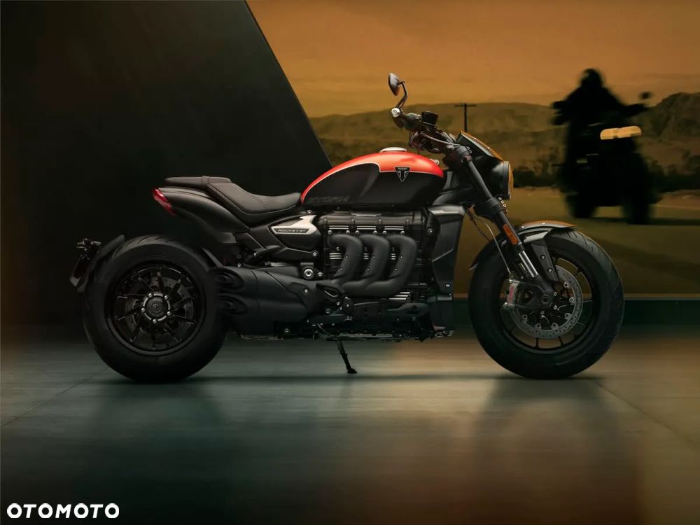 Triumph Rocket - 4