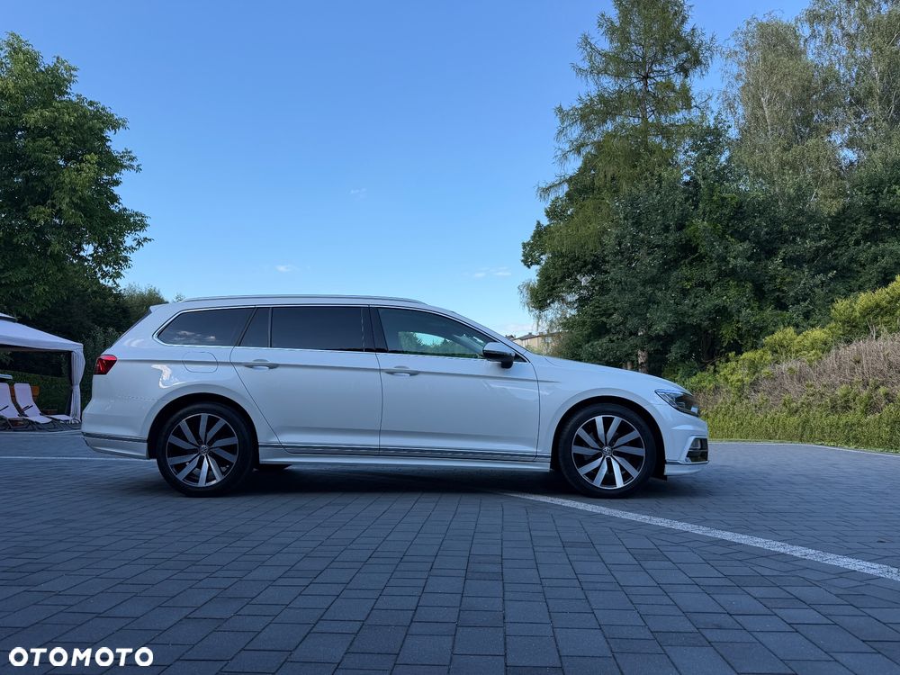 Volkswagen Passat - 4