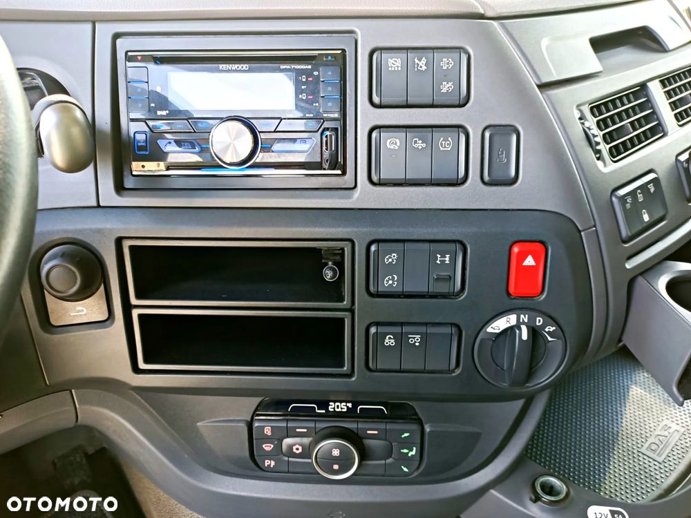 DAF XF450 6x2 Hakowiec Pod kontener 750cm - 17