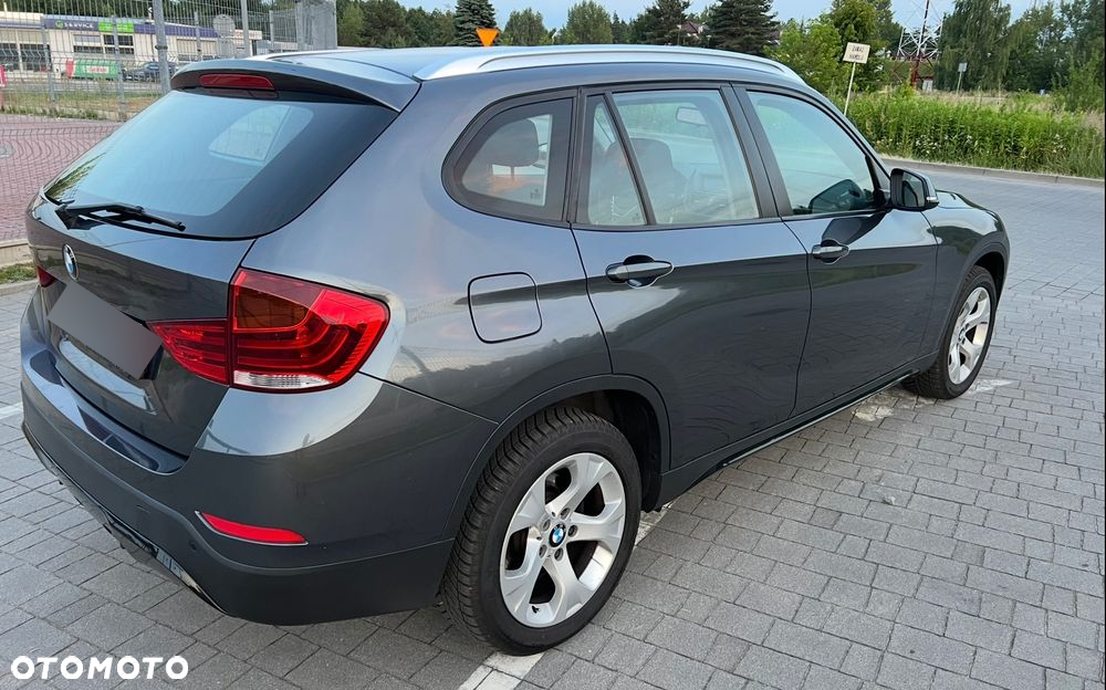 BMW X1 sDrive18d Sport Line - 14