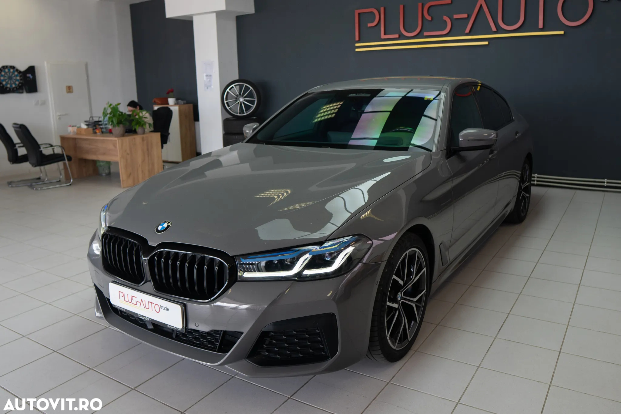 BMW Seria 5 530d xDrive AT MHEV - 7