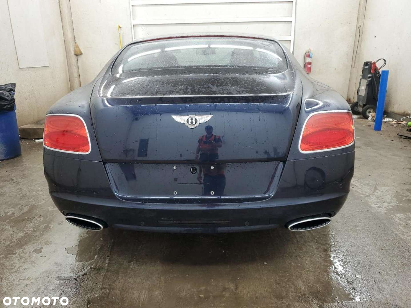 Bentley Continental GT - 11