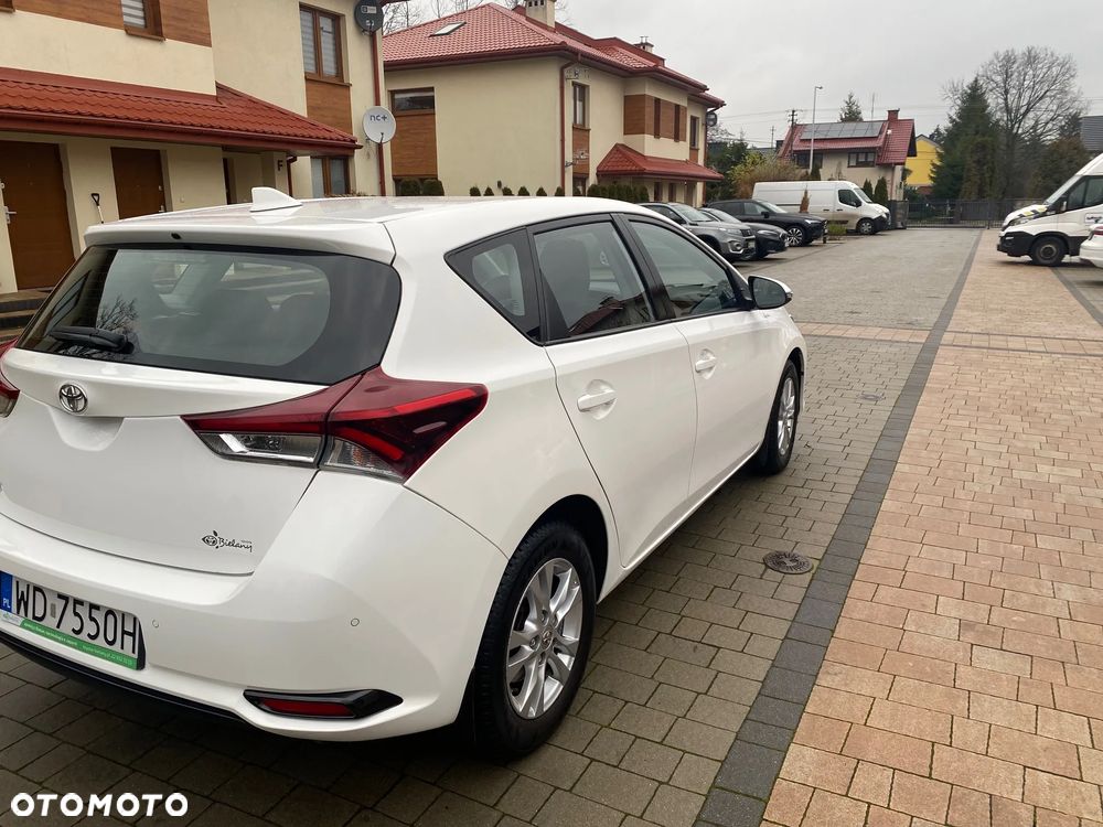 Toyota Auris 1.33 VVT-i Active - 10