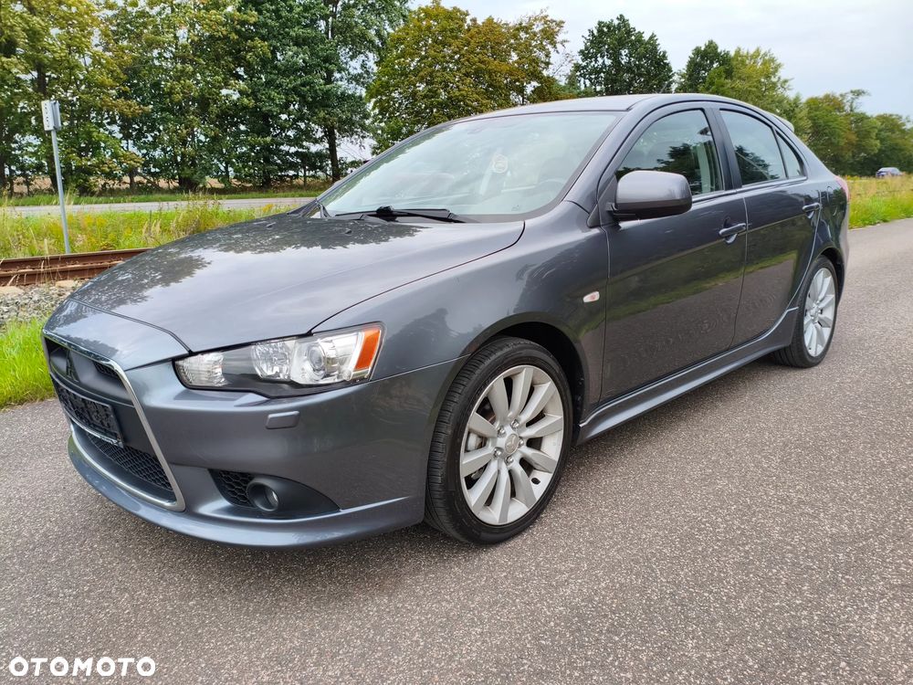 Mitsubishi Lancer 1.8 Instyle NAVI - 1