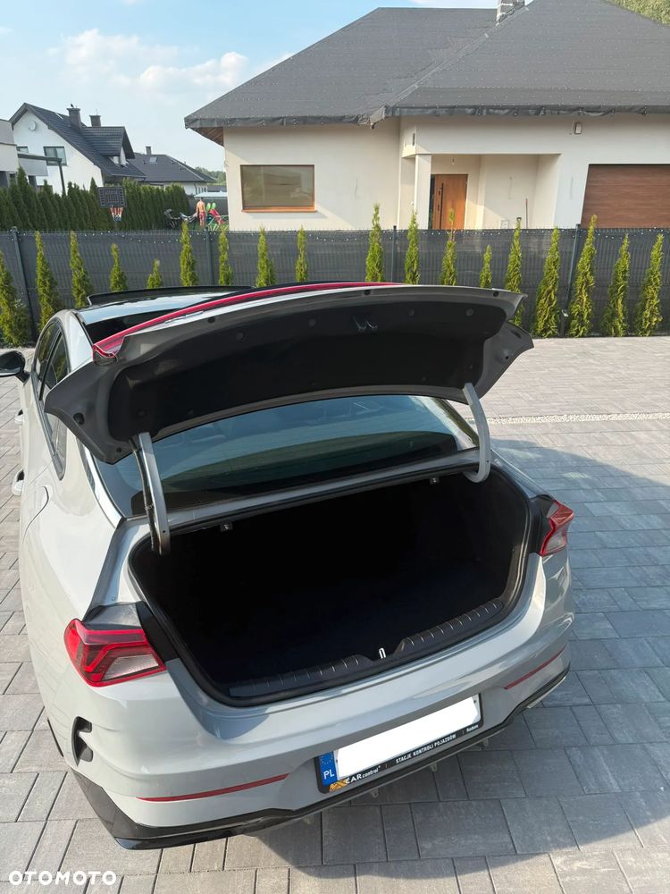 Kia K5 - 9