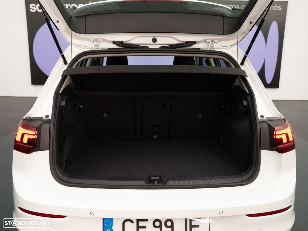 VW Golf 1.5 TSI e-Hybrid Life DSG - 12