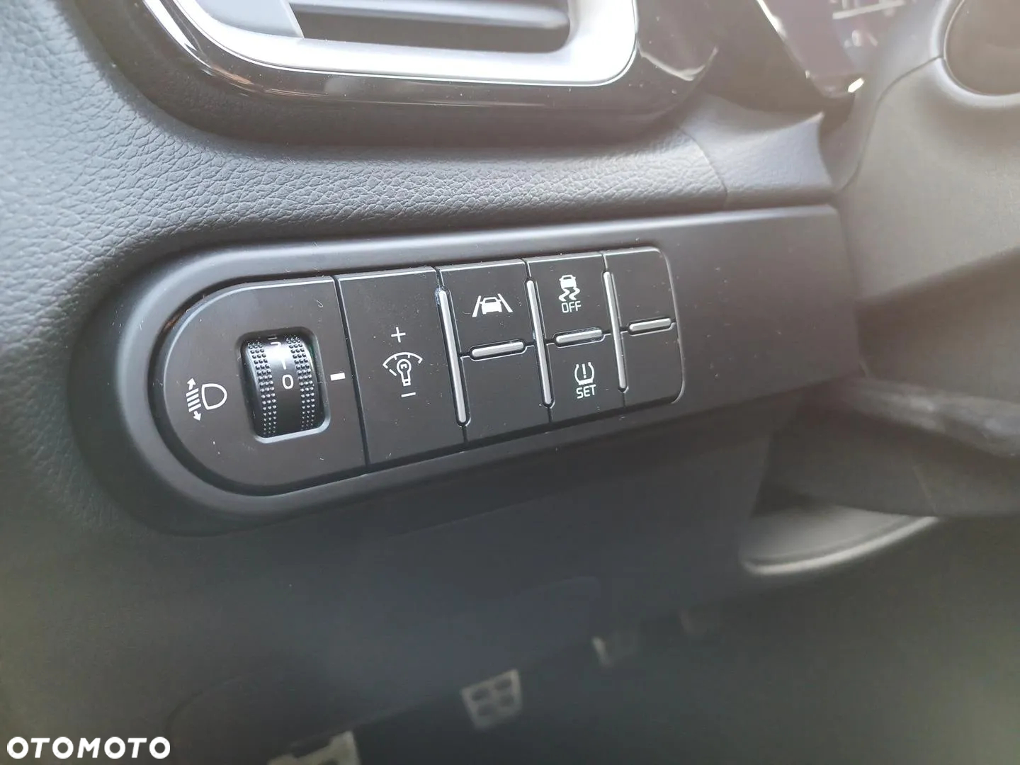 Kia ProCeed 1.5 T-GDI GT Line - 22