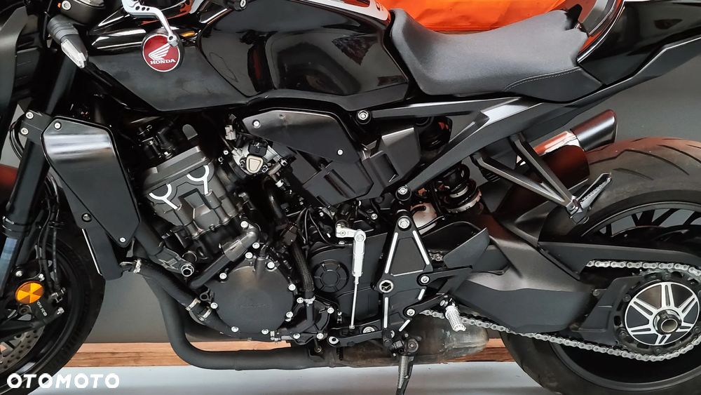 Honda CB - 26