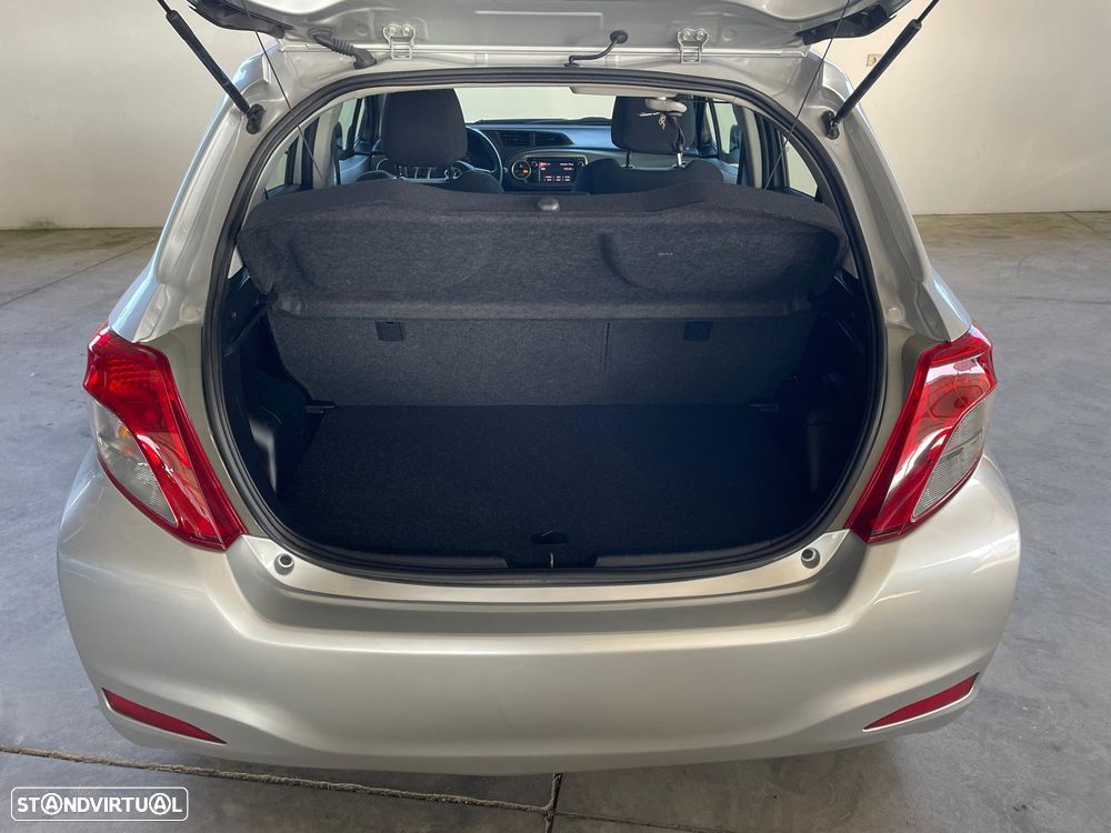 Toyota Yaris 1.4 D-4D AC Manual - 24