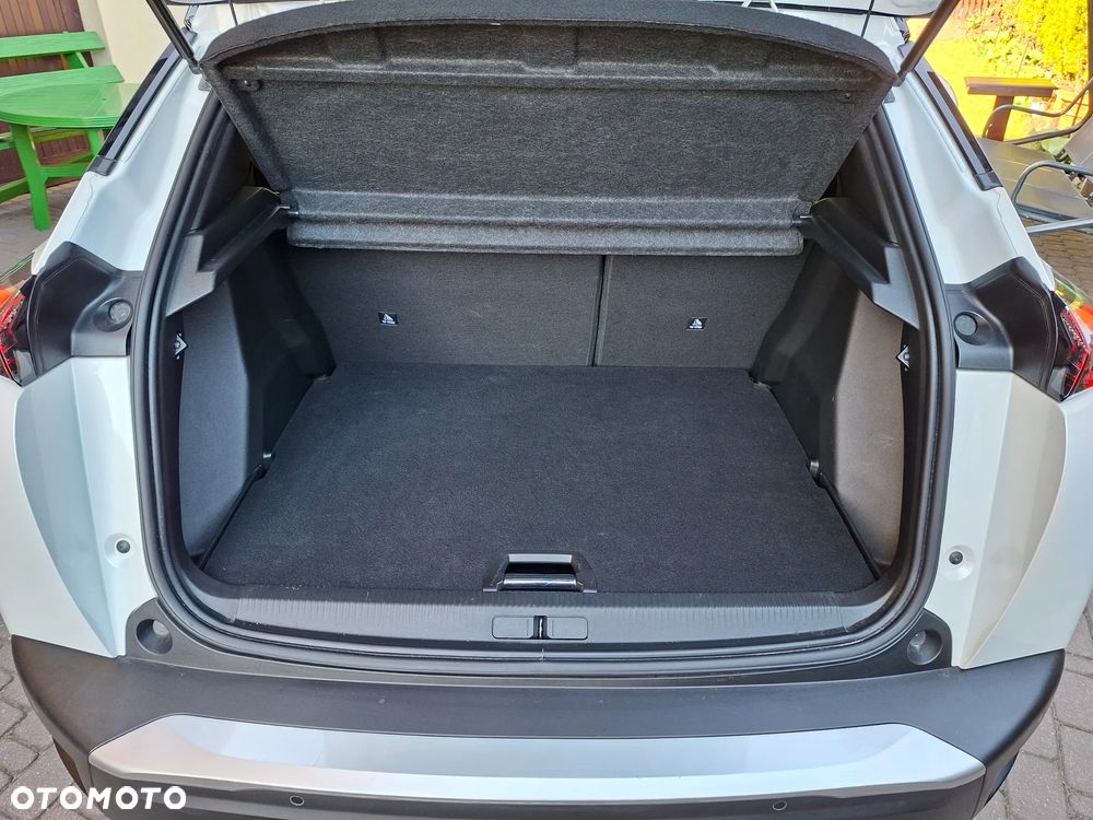 Peugeot 2008 1.2 PureTech Allure Pack S&S EAT8 - 33