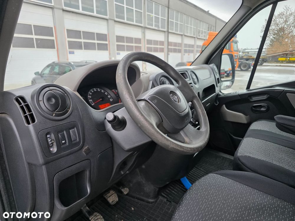 Opel Movano - 11