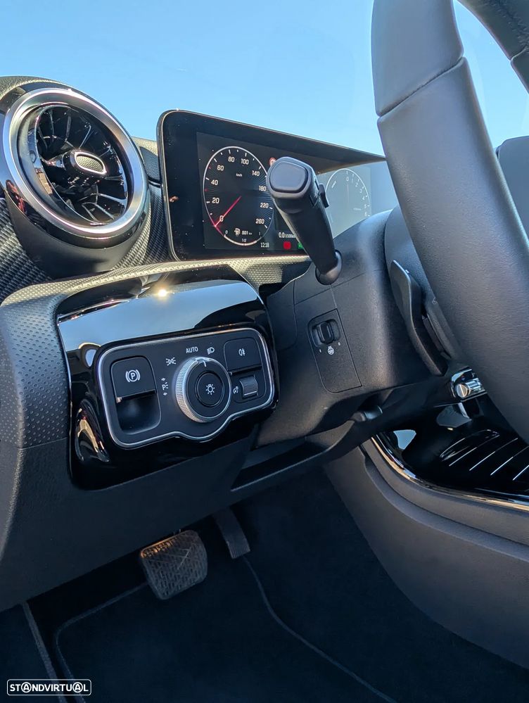 Mercedes-Benz A 250 e 8G-DCT Progressive - 10