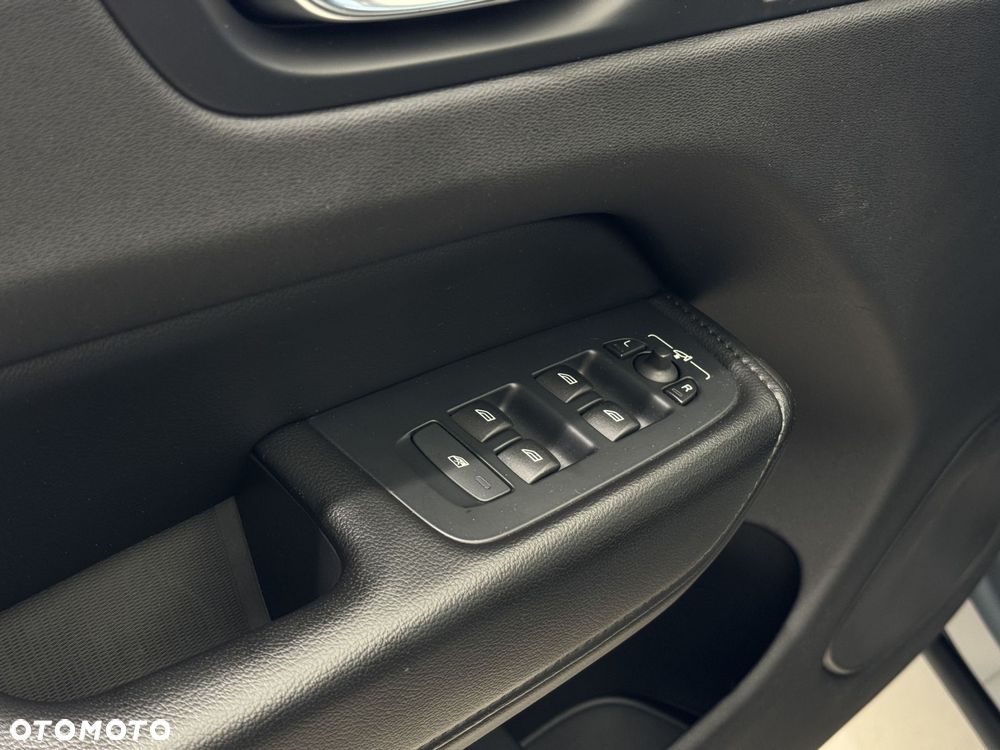 Volvo XC 60 T6 Plug-In Hybrid AWD Inscription - 22