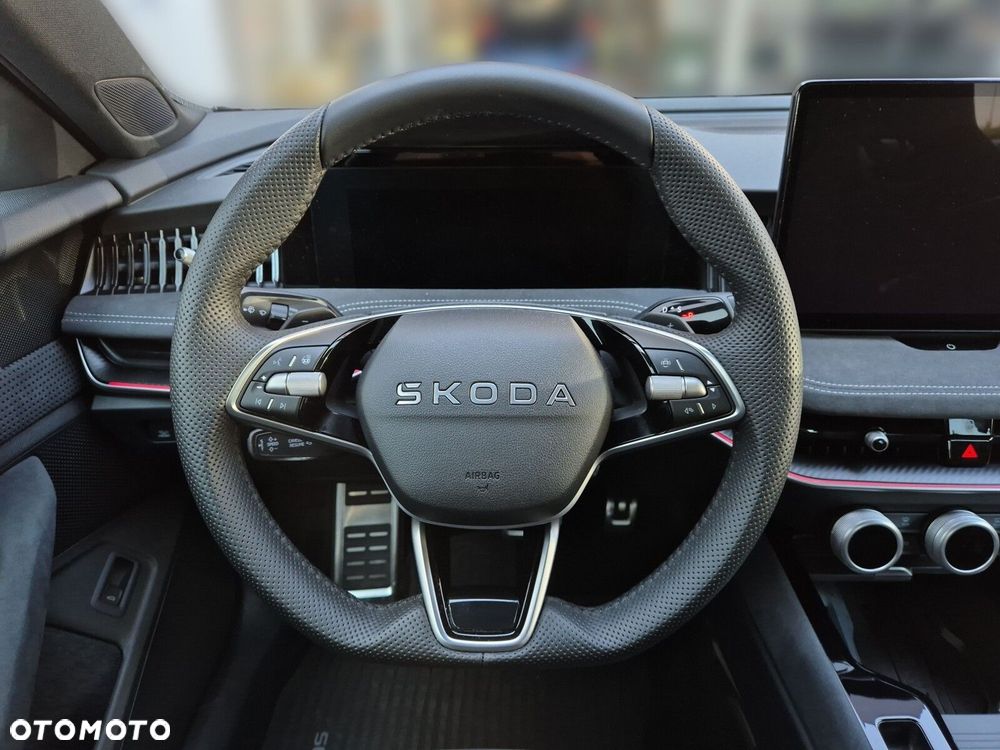 Skoda Superb 2.0 TDI SCR 4x4 Sportline DSG - 39