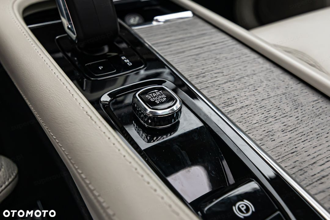 Volvo XC 90 - 26