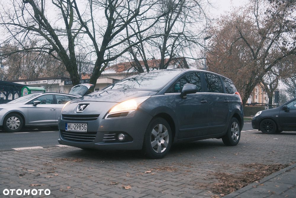 Peugeot 5008 - 37