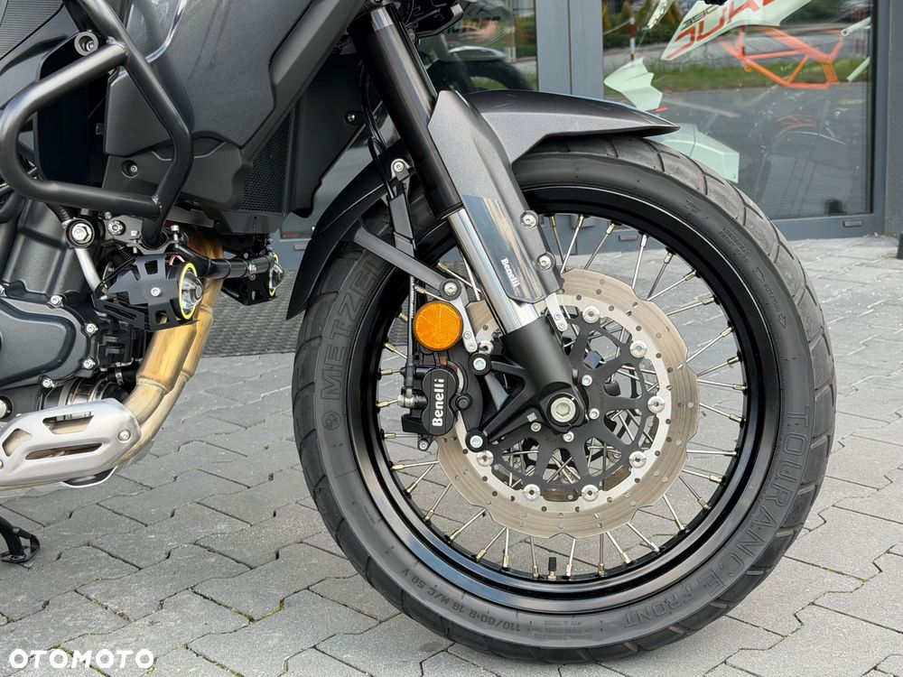 Benelli TRK 502X - 8