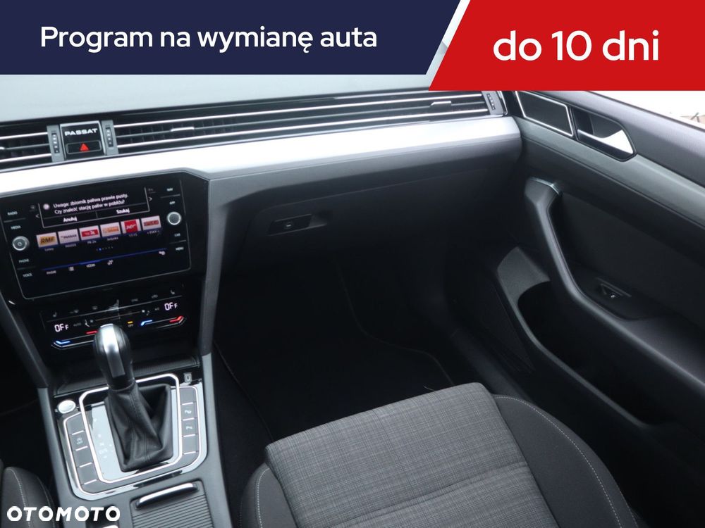 Volkswagen Passat Variant - 10