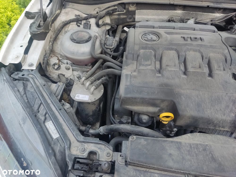 Skoda Superb 2.0 TDI SCR Ambition DSG - 19