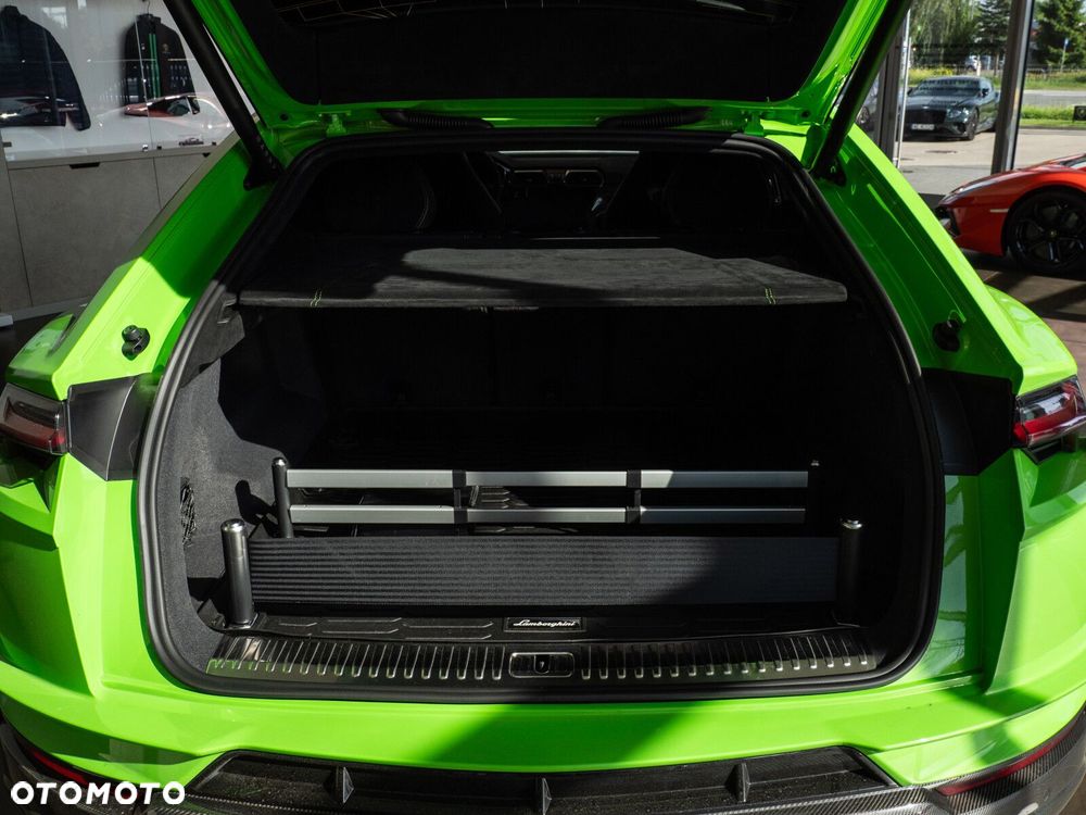 Lamborghini Urus - 9