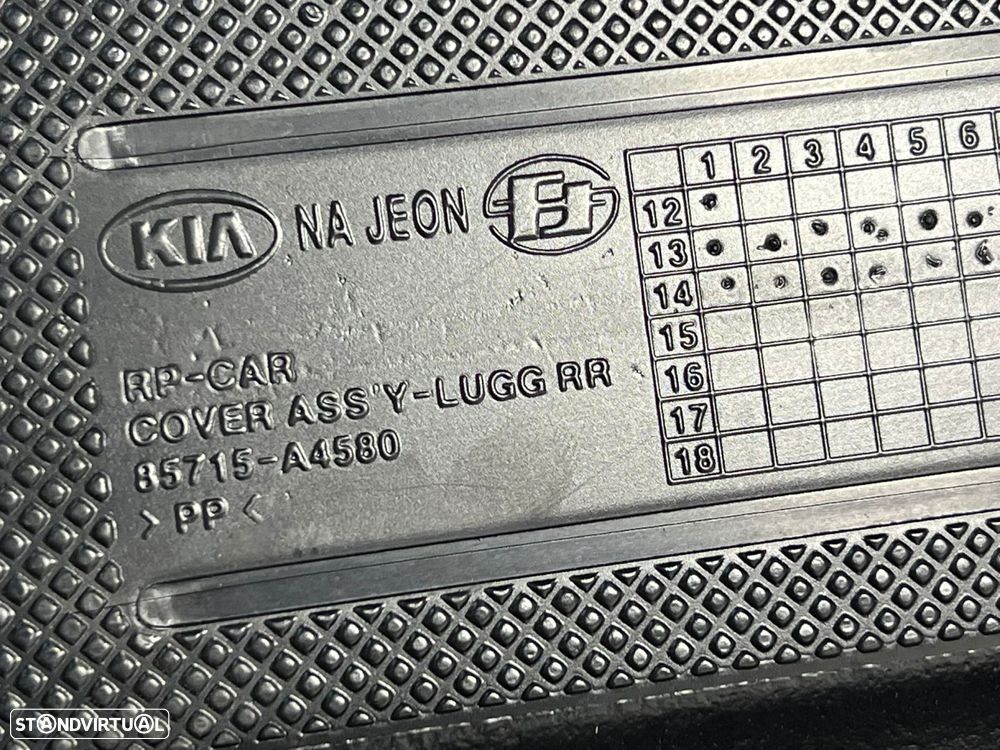 Compartimento da Mala KIA CARENS IV REF. 85715A4500 - 4