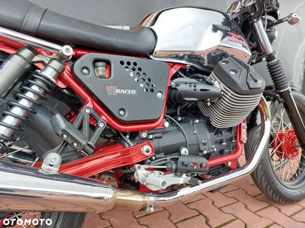 Moto Guzzi V7 - 6