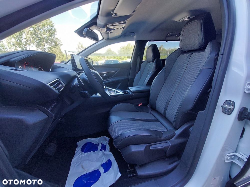 Peugeot 5008 1.2 PureTech Allure Pack S&S EAT8 - 9