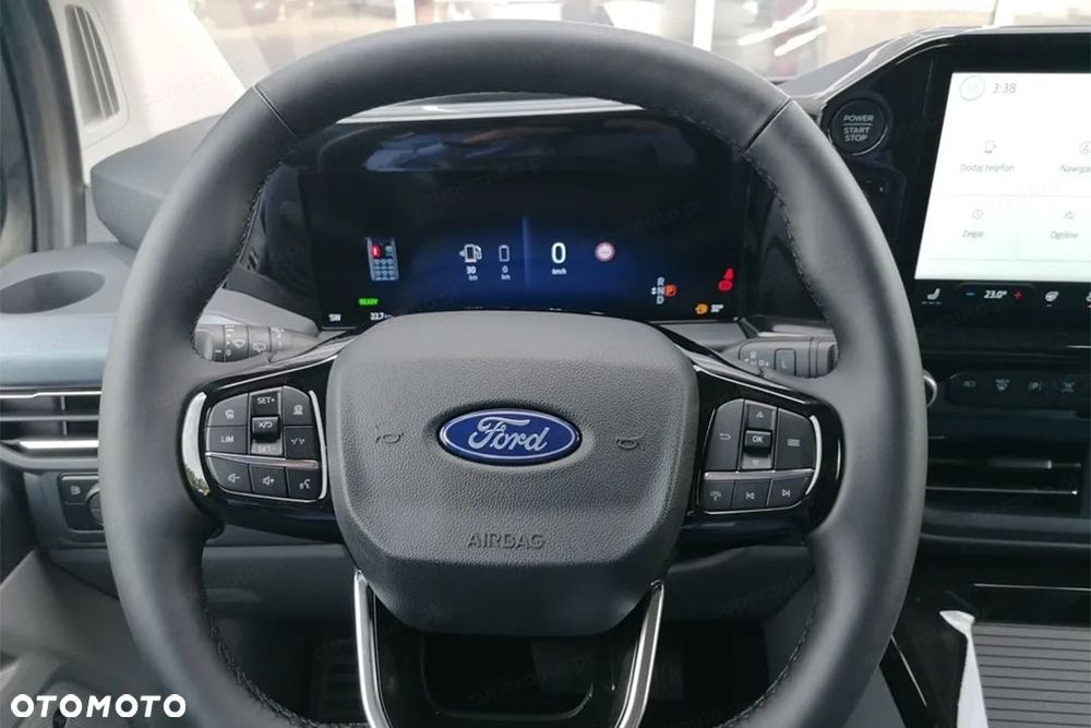 Ford Tourneo Custom - 9