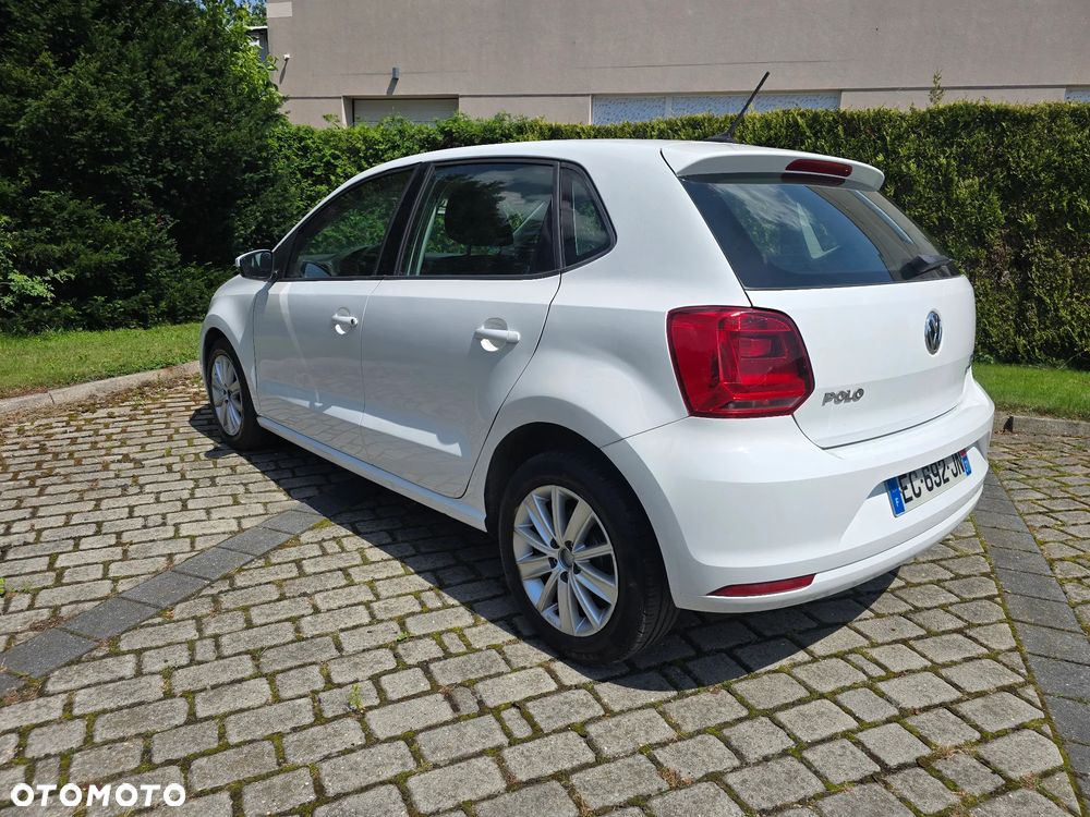 Volkswagen Polo 1.4 TDI (Blue Motion Technology) Comfortline - 11